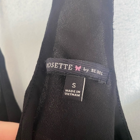 ROSETTE BY BE COOL BLACK GOING OUT TOP SIZE SMALL - Picture 2 of 4